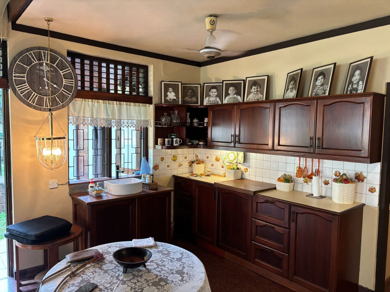Living & Kitchen 15