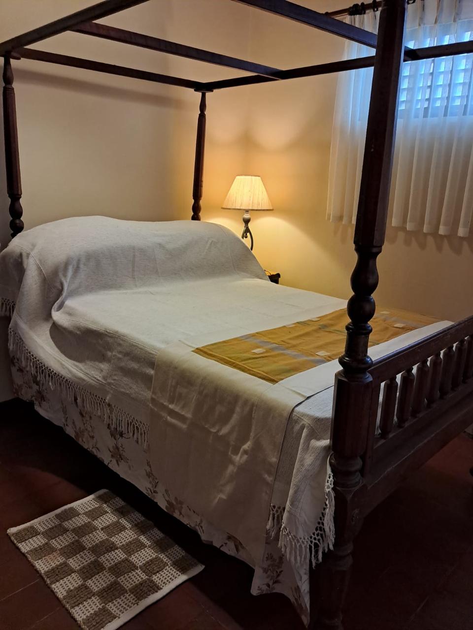 Suite & Bedroom 8